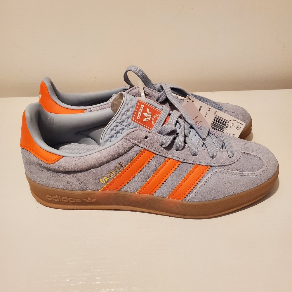New Adidas Originals Gazelle Light Blue Orange Sneakers Size 7.5 Men/ Women 9